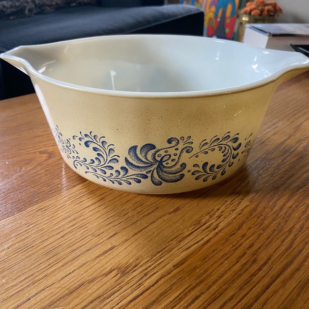 Vintage Pyrex Country Homestead Casserole Dish
